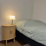 Bright & Spacious Retreat Near Santa Claus Village -free Parking *