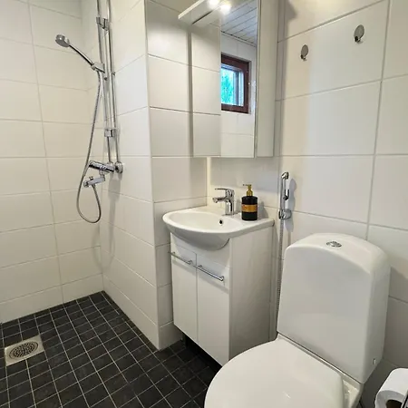 Apartmán Bright & Spacious Retreat Near Santa Claus Village -free Parking