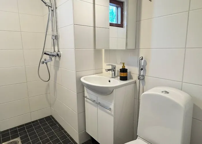 Διαμέρισμα Bright & Spacious Retreat Near Santa Claus Village -free Parking